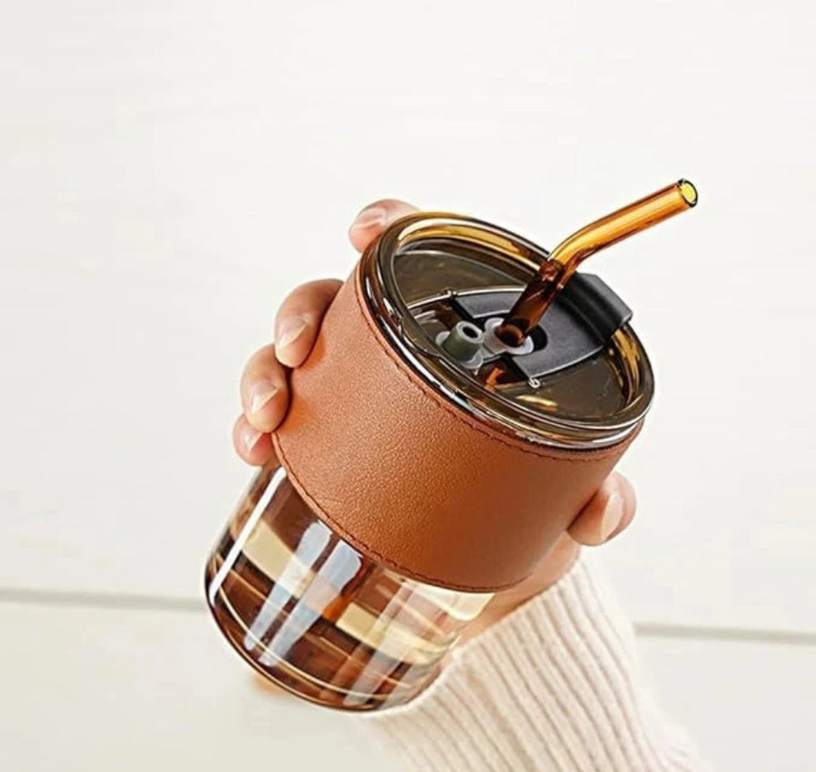 GLASS COFFEE SIPPER WITH LID AND GLASS STRAW 400ML